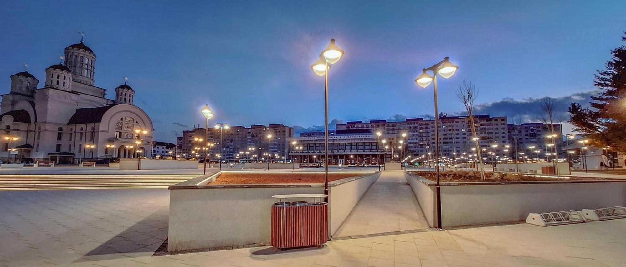 Vert Studio Onesti Bagian luar foto